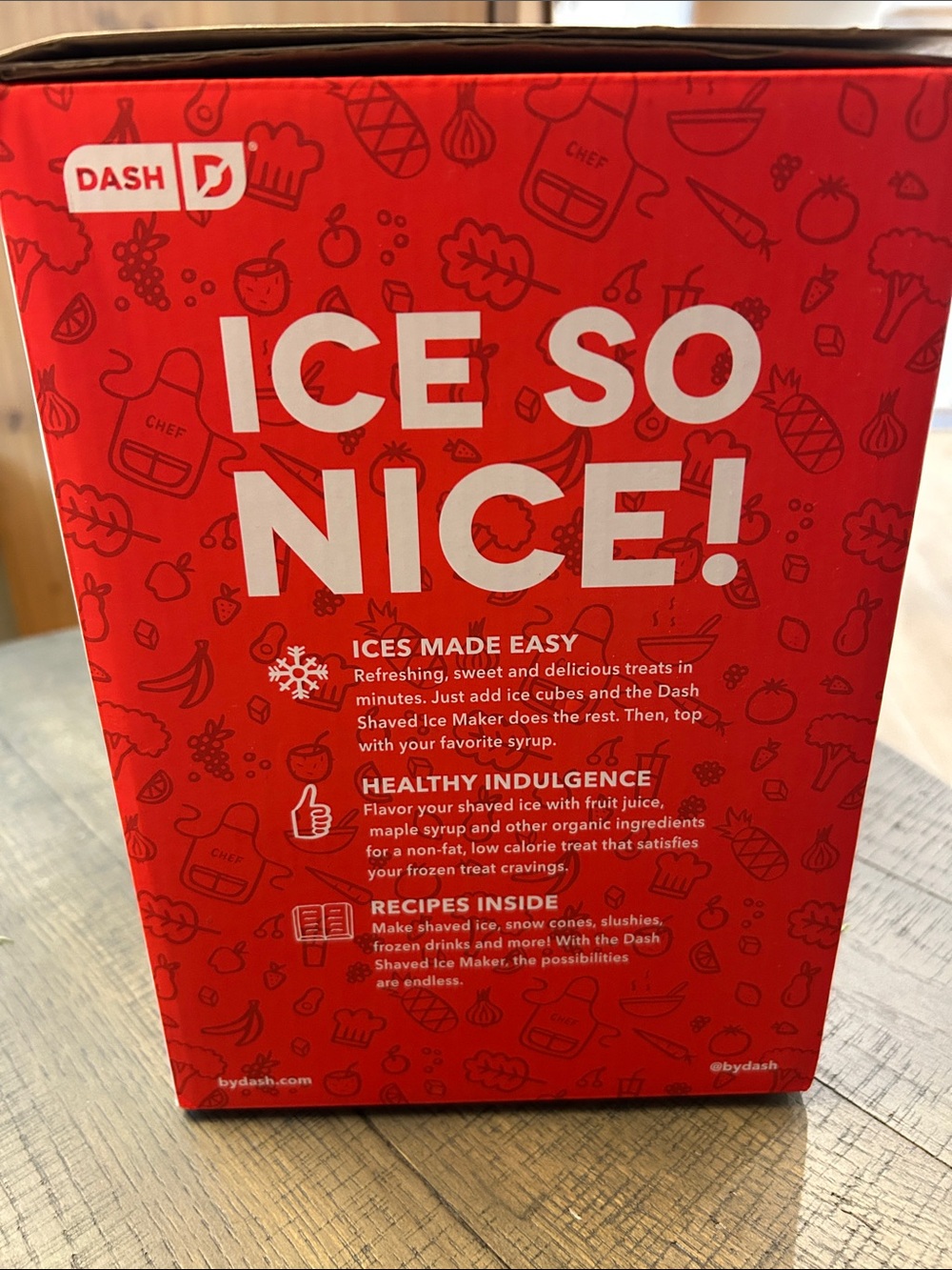 Dash Shaved Ice Maker in Mint Green and Clear - Picture 2 of 5